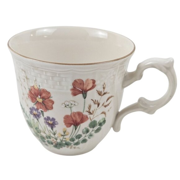 Mikasa Margaux 2 Flat Cup & Saucer Sets Floral Embossed Basketweave Japan 1980s - Picture 5 of 13